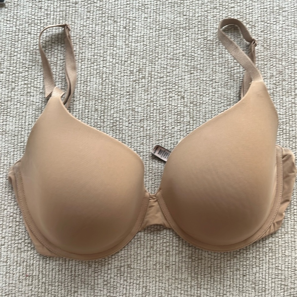 Victoria’s Secret T-Shirt Bra
